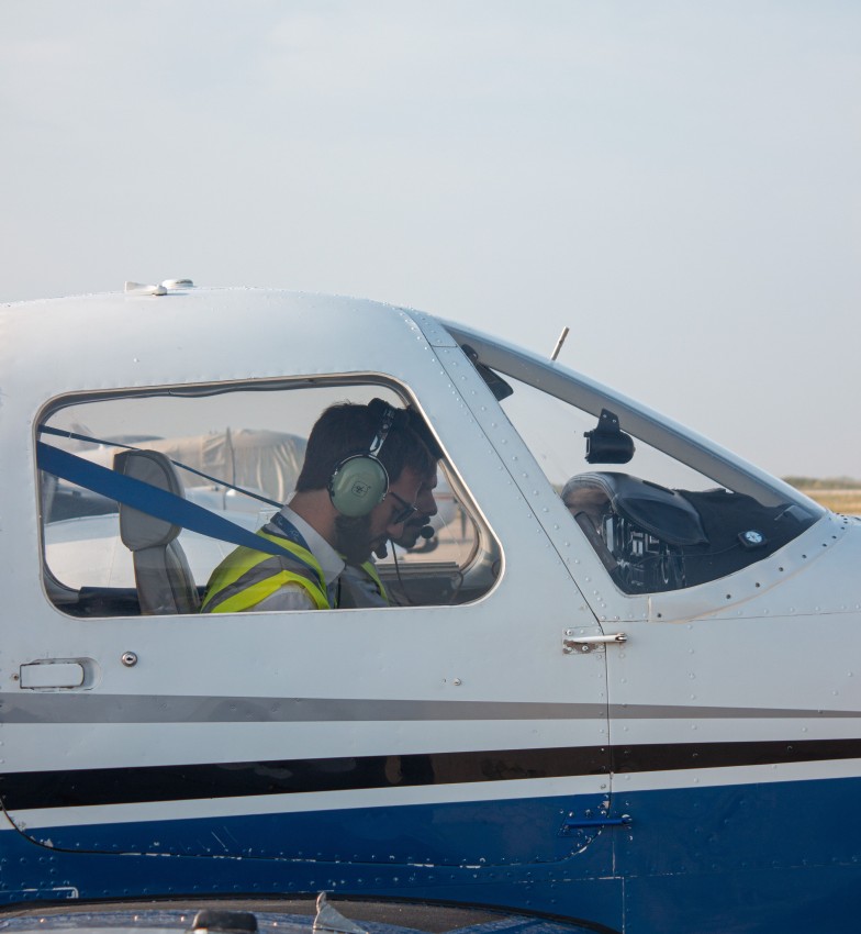 Flight Instructor (FI)